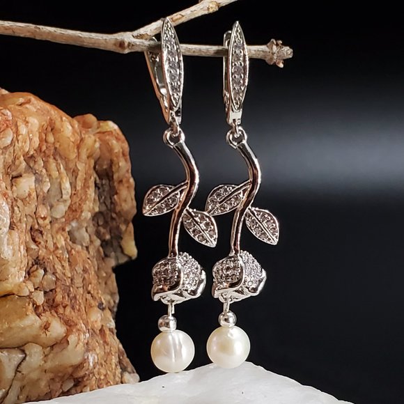 Platinum-plated Earrings White Topaz Natiral Pearl Floral Vintage Rose - Picture 1 of 7